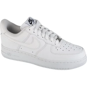 Nike Baskets Air Force 1 07 pas cher