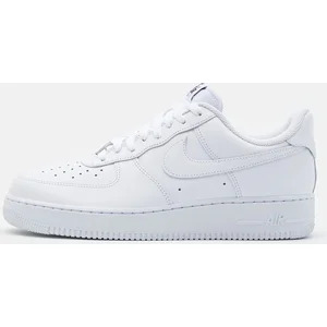 Nike Baskets Air Force 1 07 pas cher