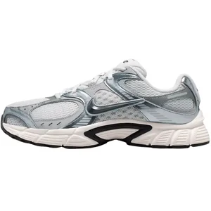 Nike V5 RNR - Gris, Gris 44 pas cher