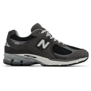 New Balance Unisex 2002r Black Cement Size: 40 | Sneakers Outlet | Unisex | Zwart pas cher