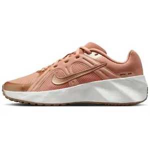 Nike metro tek in de kleur oranje. pas cher