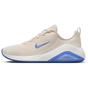 Nike bella 7 in de kleur wit. pas cher