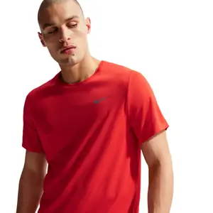NIKE - miler men's dri-fit uv short-s - Hardloop t-shirt korte mouw zomer heren - Rood