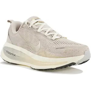 Nike Vomero 18 Light Within 2.0 https://tqm.i-run.be/?P4790B5819DB223S1UD413a490109661V4 Gris/argent 36.5 pas cher