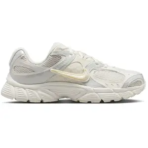 Baskets femme Nike V5 RNR Noir 42,5 pas cher