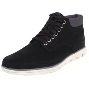 Chaussures mid mi montantes Timberland Chukka noir nubuck Noir taille : 42 réf : 25618 pas cher