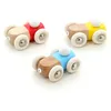 Image de Vilac - Voiture en Bois Moit-moit Bleu - Petit modèle - Jouet Durable et intergénérationnel - fabriqué en France - idéal pour l'éveil des Enfants dès 2 Ans - Design Unique et coloré