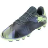 Image de PUMA Future 7 Play Fg/AG Jr, Soccer Shoe Unisexe-Enfants et Garçons, Gray Skies Elektro Purple Fizzy Apple Puma White, 38.5 EU