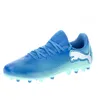 Image de PUMA Future 7 Play MG Jr, Chaussures de Football Unisexe-Adulte, Hyperlink Blue Mint Puma White, 37 EU