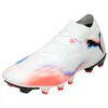 Image de PUMA Chaussures de football Future 8 Match Fg/Ag, Puma PUMA blanche, noire, rouge éclatante, 45 EU
