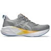 Image de Chaussures Asics Novablast 5 Gris Blanc SS26, Taille 44 - EUR