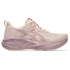 Image de Chaussures Asics Novablast 5 Rose Beige SS26 Femme, Taille 40 - EUR