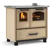 Image de Nordica FAMILY 4,5 droite Revêtement extérieur en acier porcelainé. Porte feu panoramique avec double verre. Four émaillé de 41 litres avec porte à double vitrage. Cadre en fonte vitrifiée. napperon