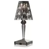 Image de Kartell Battery, Lampe de Table, Fumè