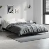 Image de vidaXL Cadre de lit sans matelas noir 135x190 cm bois d'ingénierie