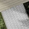 Image de vidaXL Tapis d'extérieur ARAKIL Gris 120x180 cm PP