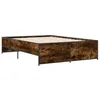 Image de vidaXL Cadre de lit chêne fumé 135x190 cm bois d'ingénierie et métal, lit, lit d'invité, lit double, meuble de chambre à coucher, sommier