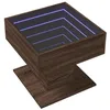 Image de vidaXL Table basse avec LED chêne marron 50x50x45 cm bois d'ingénierie