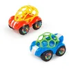 Image de Bright Starts Jouet déveil Oball Une Petite Voiture Rattle & Roll  - développe la motricité - modèle aléatoire