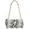 Image de GUESS Sac à épaule blanc noir pour femme - Katey Flap Shoulder Bag Natural 228664