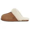 Image de Chaussons - UGG - Scuffette II - Daim doux - Doublure en laine - Marron