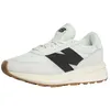 Image de Baskets En Daim 370 - New Balance
