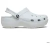 Image de Sabots CROCS Classic Platform Clog blancs 36-37