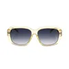 Image de Lunettes de soleil - GUESS - GU8233 - Femme - Plastic - Modèle tendance