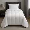 Image de Couette Ultra Chaude Blanche - 1 personne 140 x 200 cm - SPECIAL HIVER - MORTREUX