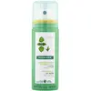 Image de Klorane Droogshampoo Haar Ortie Shampooing sec séboréducteur à l'Ortie - 50 ml | Pour tous types de cheveux