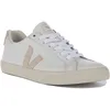 Image de Baskets en cuir blanc pour femme