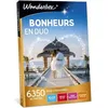 Image de Wonderbox - Box cadeau en amoureux - Bonheurs en duo - 6350 Séjours de rêve repas de chef soins bien-être prestigieux