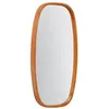 Image de Miroir rectangulaire JAMIE en bois dhévéa. bords arrondis. couleur bois clair. 80 cm