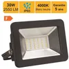 Image de Projecteur LED 30W 2550 LM 4000K IP65 connexion en direct - garantie 5 ans