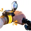 Image de Bracelets rétroviseur et clignotants vélo / trottinette. 2 bracelets lumineux fixe ou clignotant dont un bracelet avec rétroviseur
