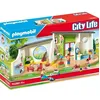 Image de PLAYMOBIL - City Life - Centre de loisirs - 70280 - Table chaises espace jeux cuisine sanitaires