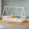 Image de Lit cabane enfant 90x200 cm NICOLAS lit Simple montessori avec Barrières de Protection en Bois Massif Laqué blanc