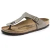 Image de Birkenstock Sandales Gizeh Birko-Flor Nubuck - 0043391 Gris