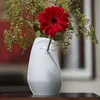 Image de Vase Visage Heureux - TASSEN - Blanc - Porcelaine - Design Contemporain - Objets Décoratifs