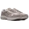 Image de BASKETS MIZUNO WAVE RIDER BETA GTX BEIGES