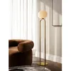 Image de Lampadaire Danish Design blanc opale / laiton 15W hauteur 135cm