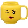 Image de Mug céramique - LEGO Winking Girl - 255 ml - Jaune - Compatible lave vaisselle