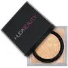 Image de Poudre Libre - HUDA BEAUTY - Banana bread - Tous types de peau - 1 unité - Blanc