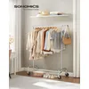 Image de SONGMICS Portant à Vêtements avec Roulettes Tringle Extensible Capacité de Charge 130 kg 45 x (110-150) x 1629 cm Argent