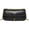 Image de Calvin Klein Hardware Monogram - Petit sac rabat Noir LV04F3172GYIH
