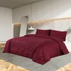Image de vidaXL Ensemble de housse de couette Bordeaux 200x200 cm Coton136175
