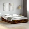 Image de vidaXL Cadre de lit chêne fumé 140x200 cm bois dingénierie et métal lit lit dinvité lit double meuble de chambre à 3279844