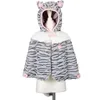 Image de Cape chat Catia (2 ans)