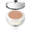 Image de CLINIQUE Beyond Perfecting 2-in-1: Foundation + Concealer Compact Powder