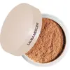 Image de Laura Mercier, Poudre, Poudre de finition souple translucide Ultra-Blur Mi (Moyennement profond, Translucent)